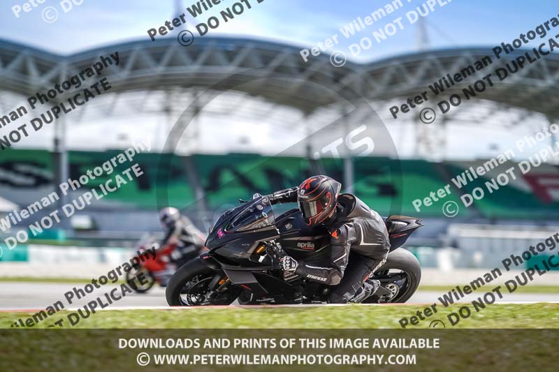 Sepang;event digital images;motorbikes;no limits;peter wileman photography;trackday;trackday digital images